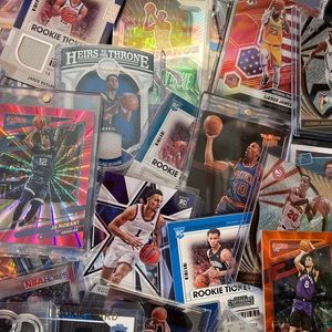 NBA HOT HIT Packs! ENCASED Guaranteed! liquidating 50k COLLECTION!